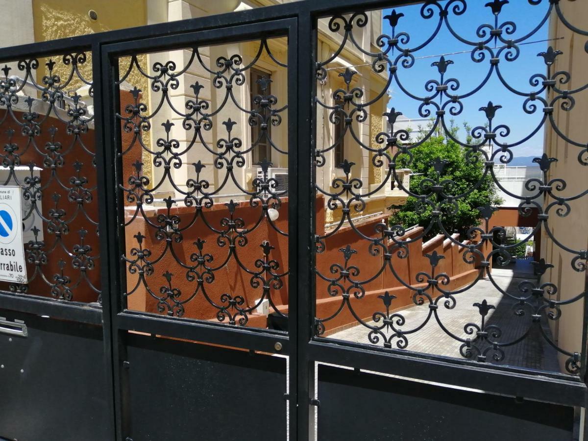 Hotel Quarantacinque Ospitalita Cagliari Exterior foto